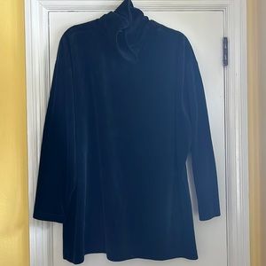 Marisa Christina black velveteen relaxed turtleneck tunic size L
